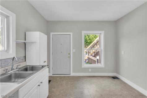 4314 Archwood Avenue Cleveland OH 44109