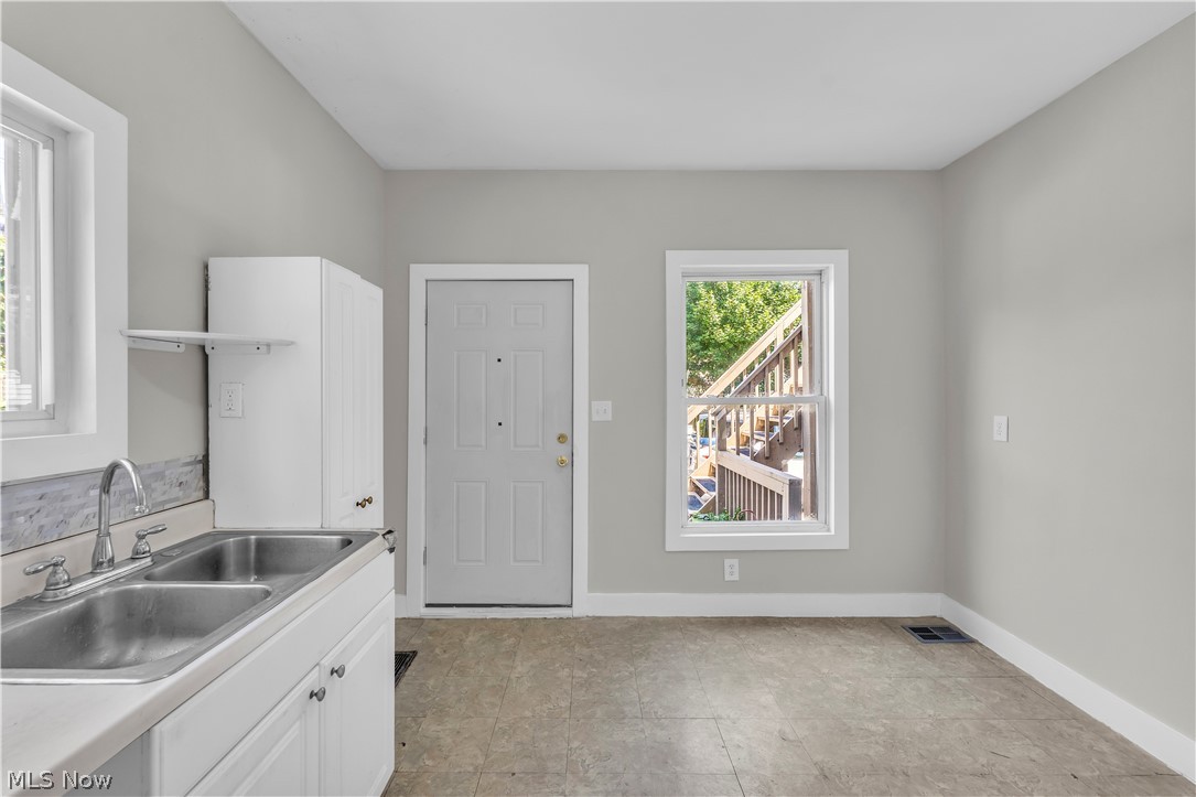 4314 Archwood Avenue Cleveland OH 44109