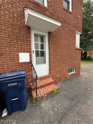 3830 Berkeley Road Cleveland Heights OH 44118
