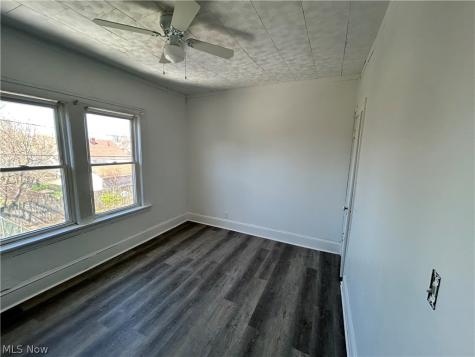 2232 W 103rd Street Cleveland OH 44102