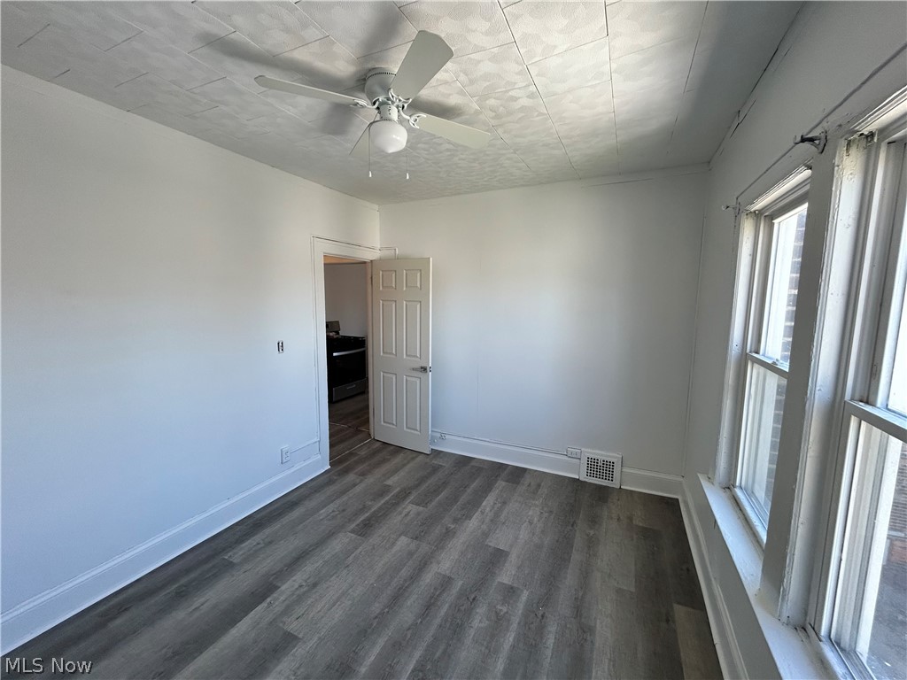 2232 W 103rd Street Cleveland OH 44102
