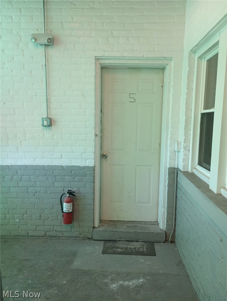 2232 W 103rd Street Cleveland OH 44102