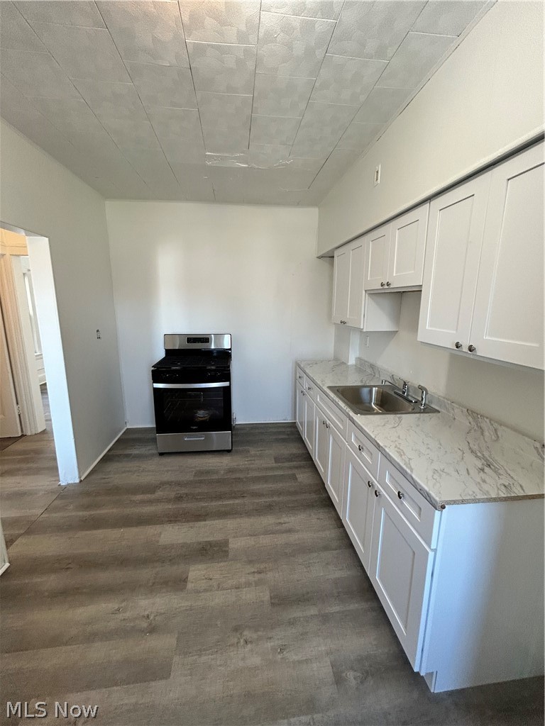 2232 W 103rd Street Cleveland OH 44102