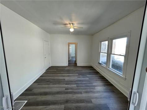 2232 W 103rd Street Cleveland OH 44102