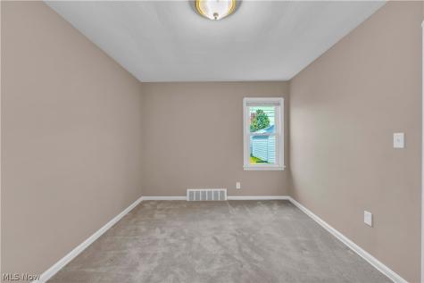 5411 Forest Avenue Parma OH 44129