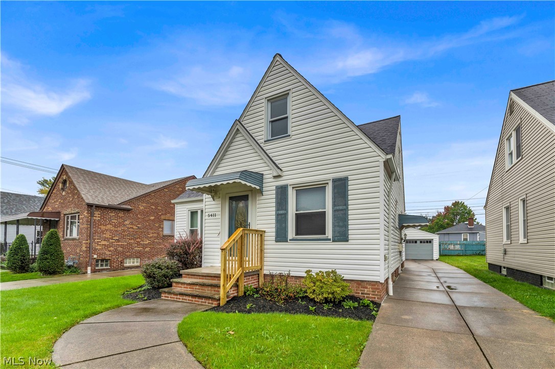 5411 Forest Avenue Parma OH 44129