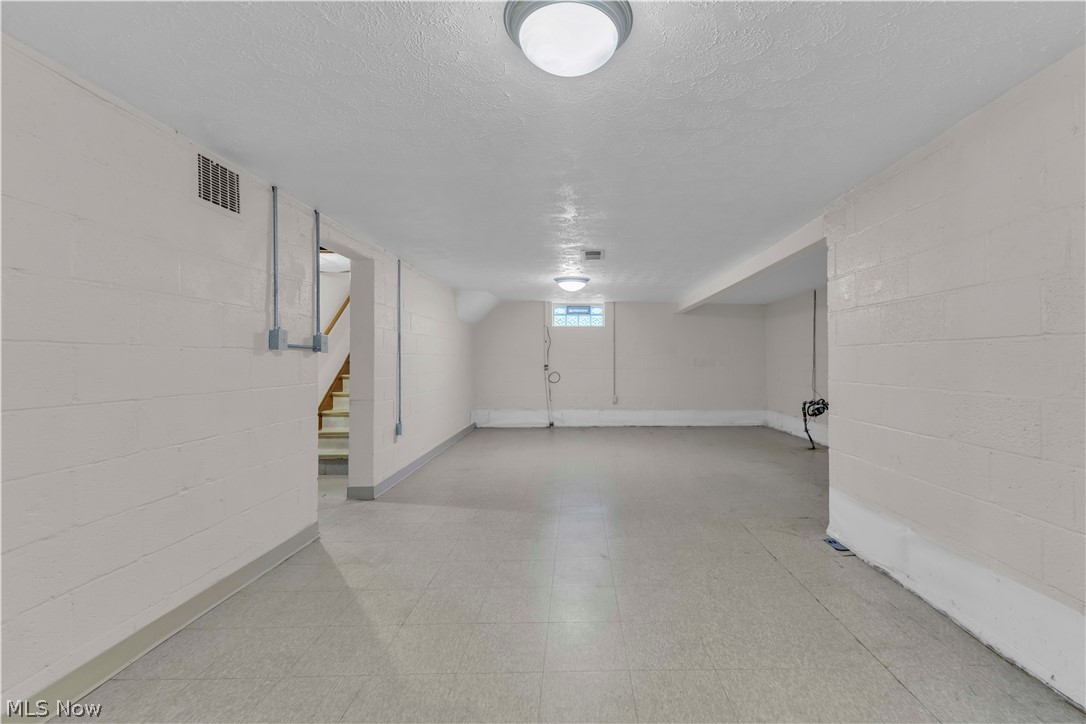 5411 Forest Avenue Parma OH 44129