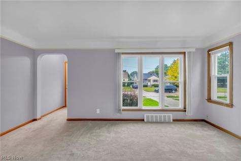 5411 Forest Avenue Parma OH 44129