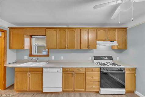 5411 Forest Avenue Parma OH 44129