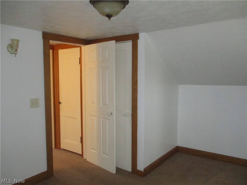 17199 Leggett Road Montville OH 44064