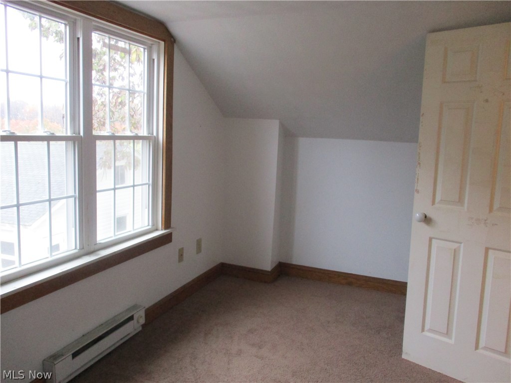 17199 Leggett Road Montville OH 44064