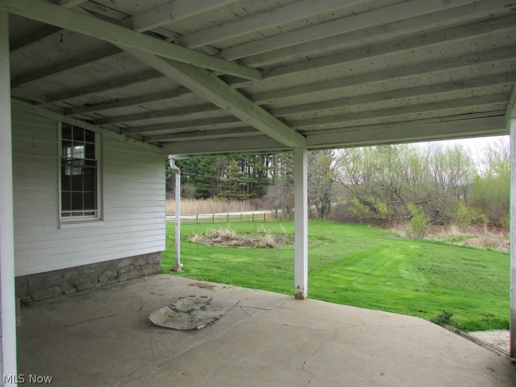 17199 Leggett Road Montville OH 44064