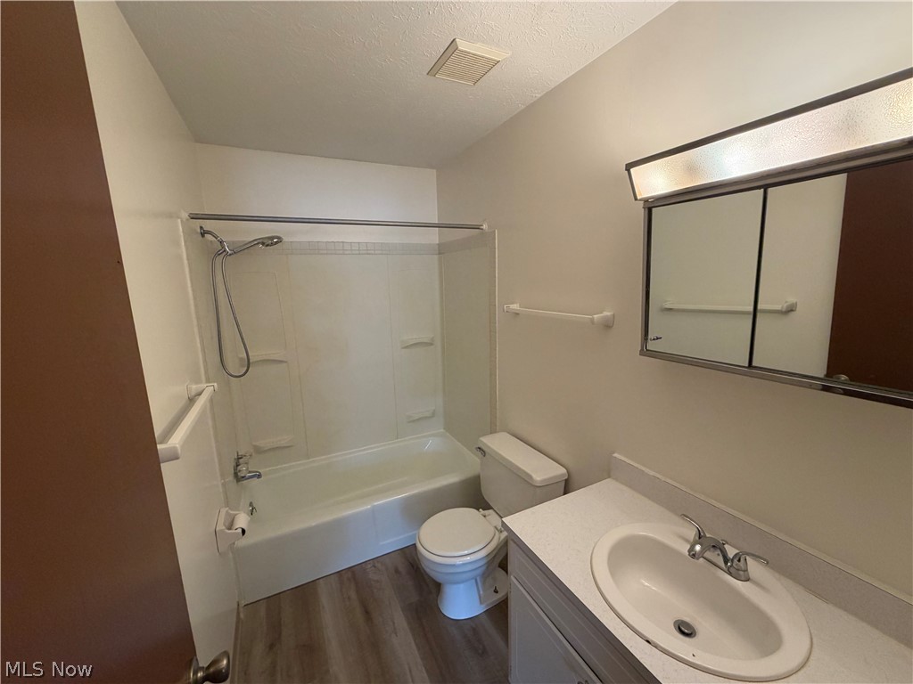 648 Loomis Avenue Cuyahoga Falls OH 44221