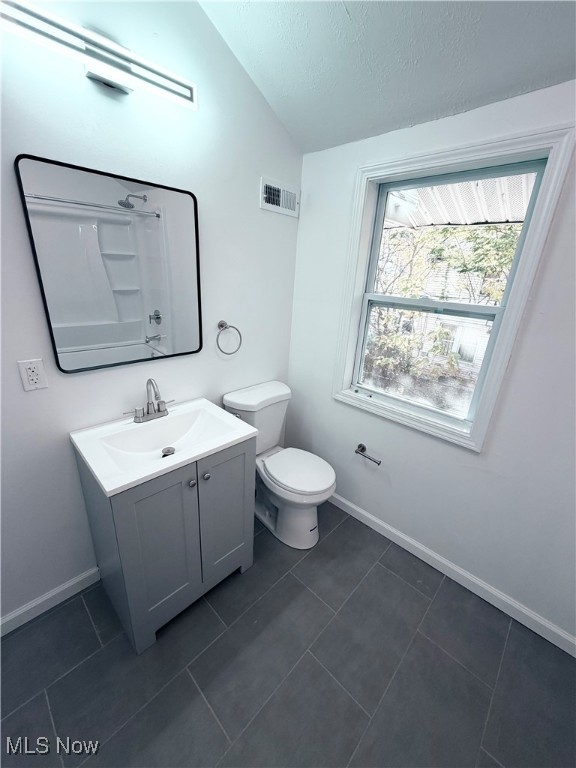 10714 Greenlawn Avenue Cleveland OH 44108