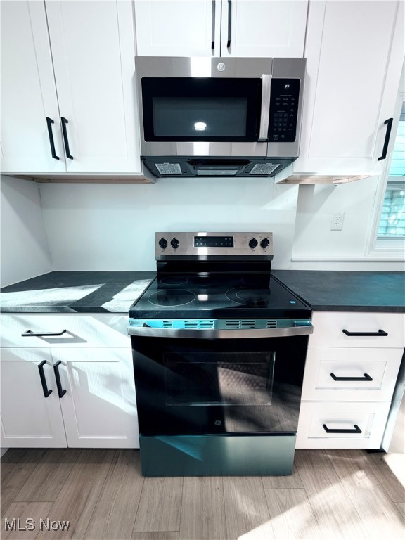 10714 Greenlawn Avenue Cleveland OH 44108