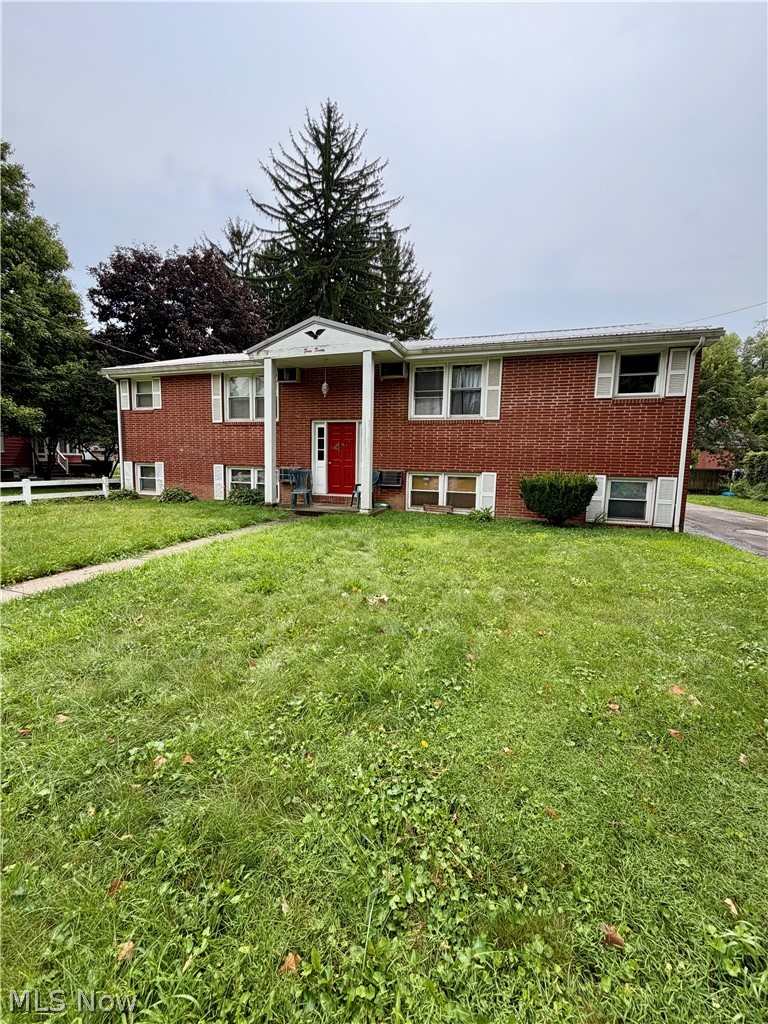 320 E Chestnut Street Lisbon OH 44432