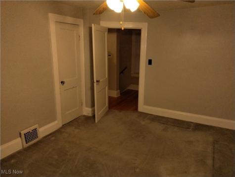 7608 Ridgefield Avenue Parma OH 44129