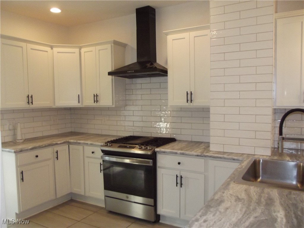 10918 Ashbury Avenue Cleveland OH 44106