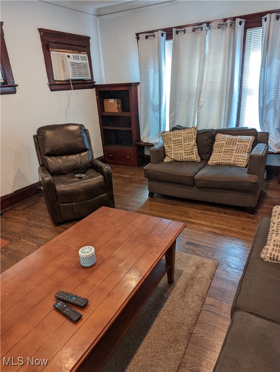 10918 Ashbury Avenue Cleveland OH 44106