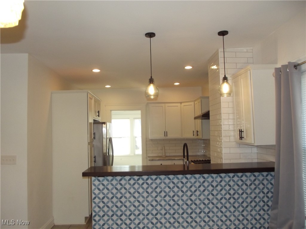 10918 Ashbury Avenue Cleveland OH 44106