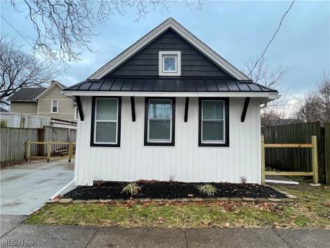 2218 W 30th Street Cleveland OH 44113