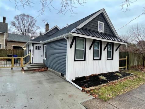 2218 W 30th Street Cleveland OH 44113