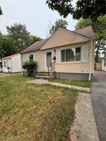 5923 Edgewood Road Mayfield Heights OH 44124