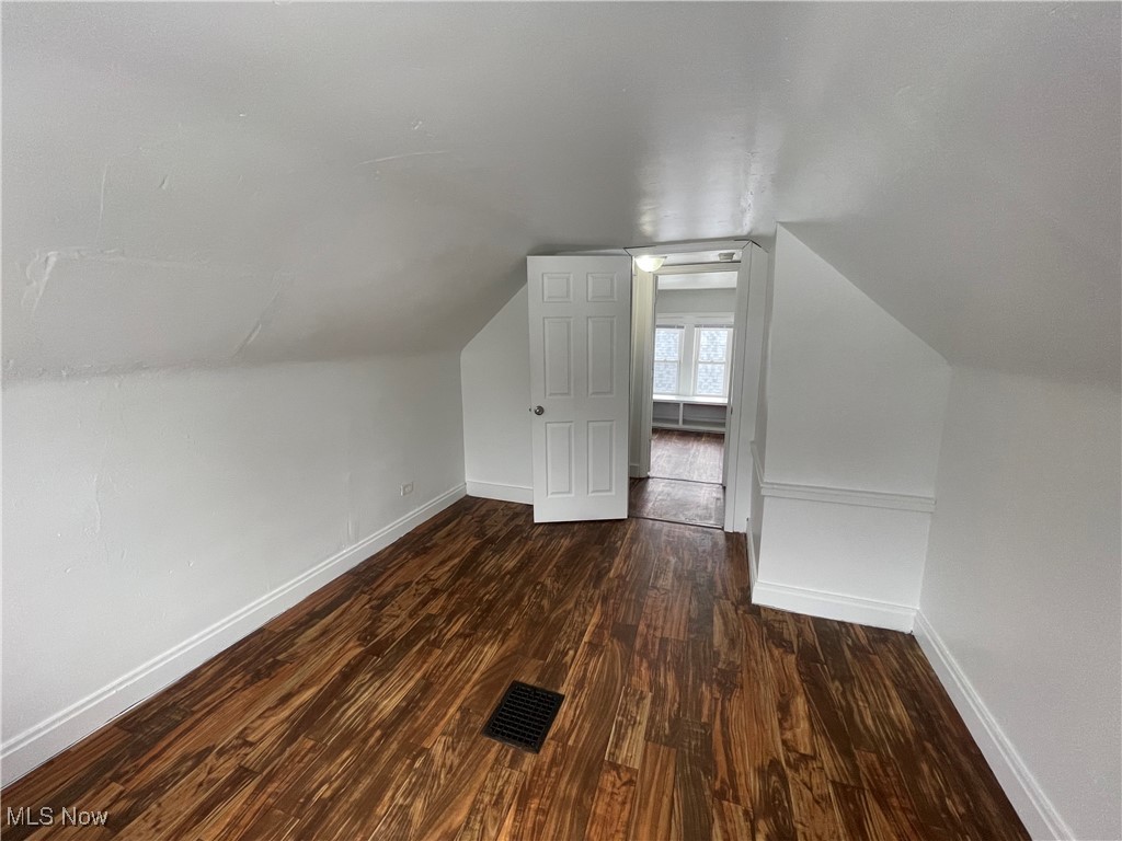 944 Baughman Street Akron OH 44320