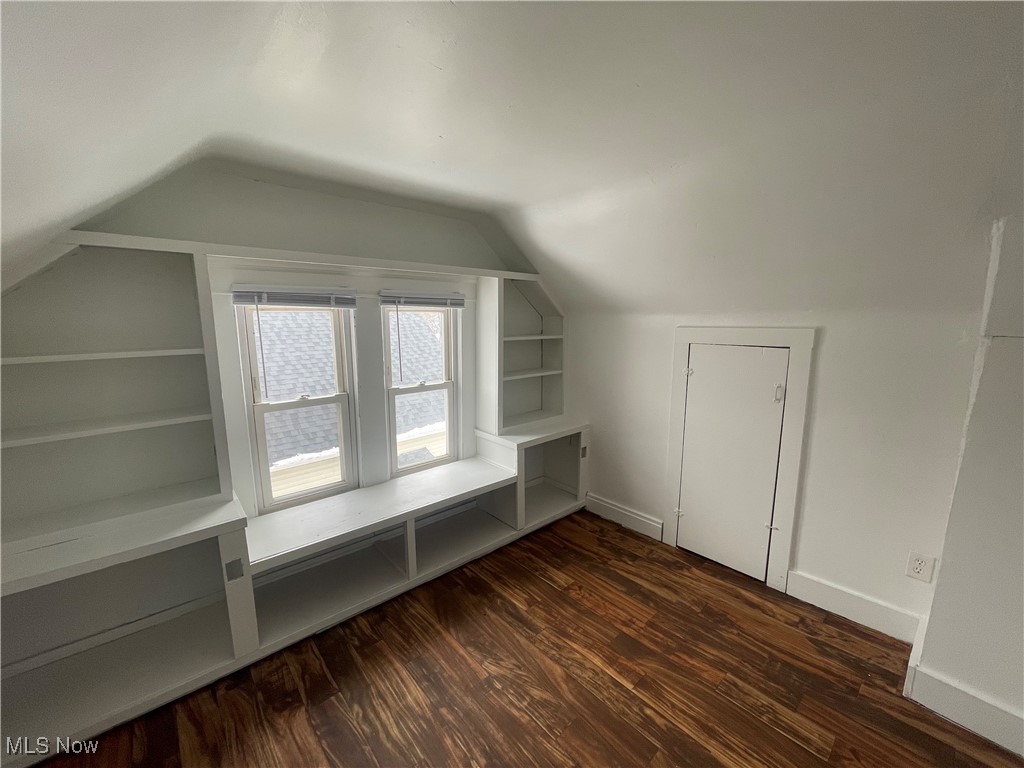 944 Baughman Street Akron OH 44320