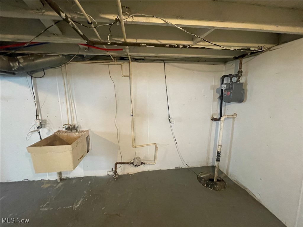 944 Baughman Street Akron OH 44320