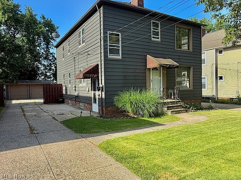 4627 Behrwald Avenue Cleveland OH 44144