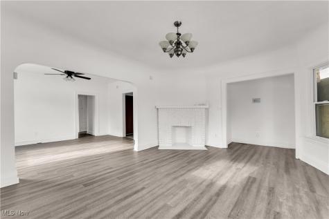 430 E 149th Street Cleveland OH 44110
