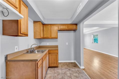 5175 Warrensville Center Road Maple Heights OH 44137