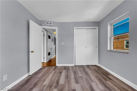 5175 Warrensville Center Road Maple Heights OH 44137