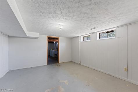 473 E 222nd Street Euclid OH 44123