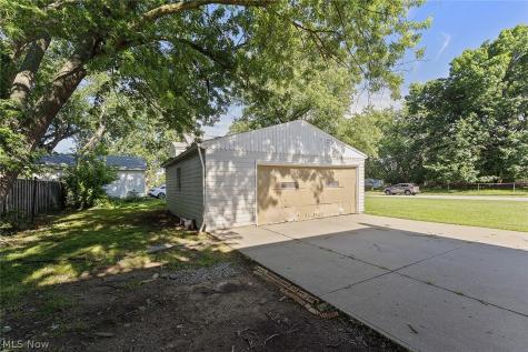 473 E 222nd Street Euclid OH 44123