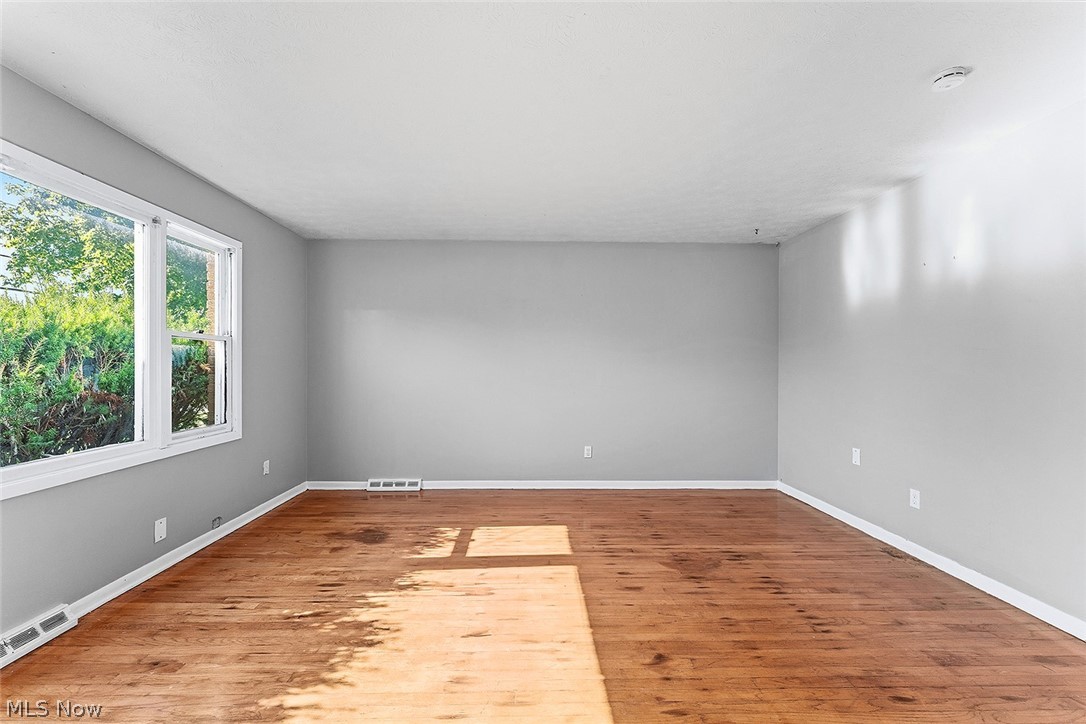 473 E 222nd Street Euclid OH 44123
