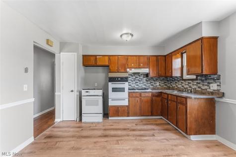 473 E 222nd Street Euclid OH 44123