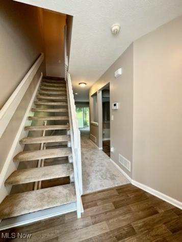 1330 Meadow Run Copley OH 44321
