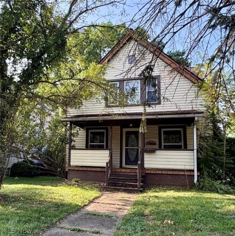 605 Sackett Avenue Cuyahoga Falls OH 44221