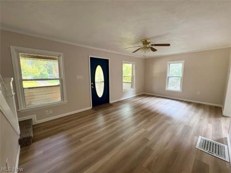 605 Sackett Avenue Cuyahoga Falls OH 44221