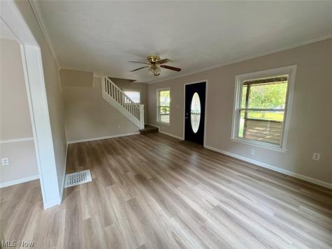 605 Sackett Avenue Cuyahoga Falls OH 44221