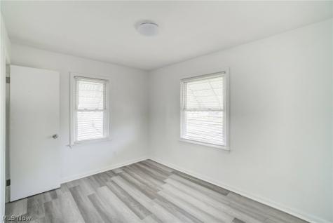 13117 Wilton Avenue Cleveland OH 44135