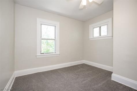 13621 Cranwood Drive Garfield Heights OH 44105