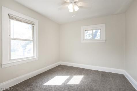 13621 Cranwood Drive Garfield Heights OH 44105