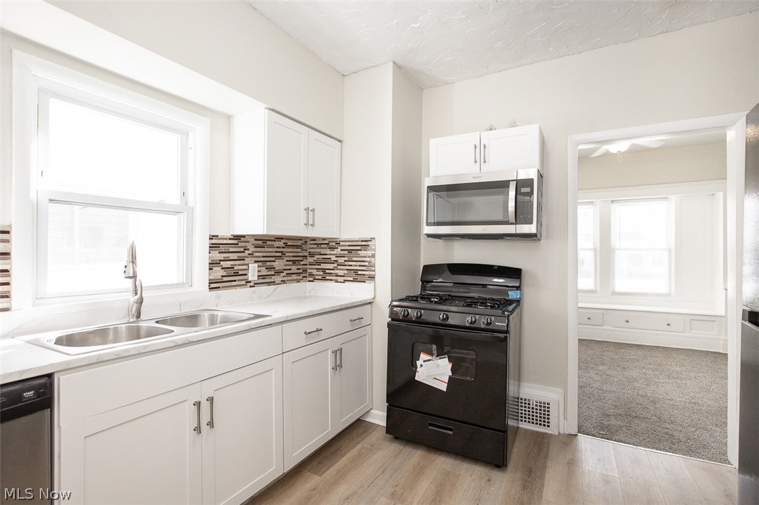 13621 Cranwood Drive Garfield Heights OH 44105