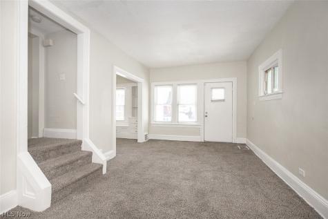 13621 Cranwood Drive Garfield Heights OH 44105