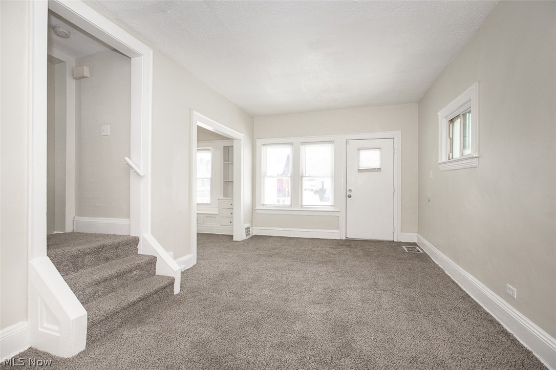 13621 Cranwood Drive Garfield Heights OH 44105