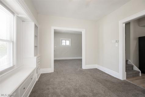 13621 Cranwood Drive Garfield Heights OH 44105