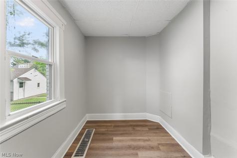 4512 Oak Park Avenue Cleveland OH 44109
